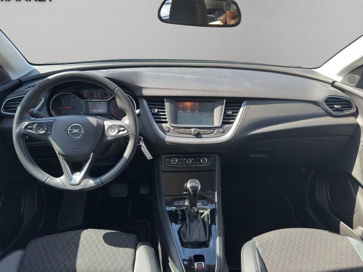 Opel Grandland X 1.5 diesel Ecotec Start&Stop Elegance (13)