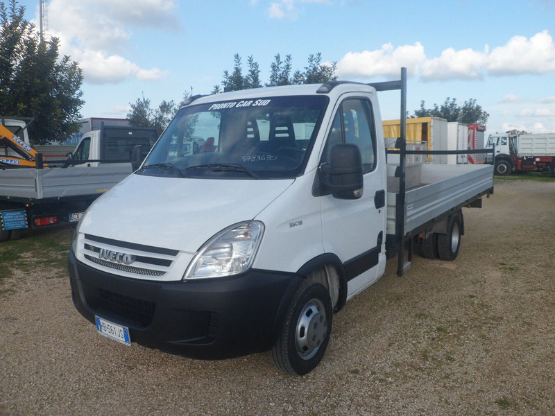 Iveco Daily Telaio 35C18 BTor 3.0 HPT PLM-RG Cabinato