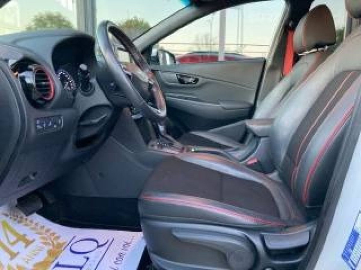 Hyundai Kona 1.6 CRDI 115 CV Xpossible (14)