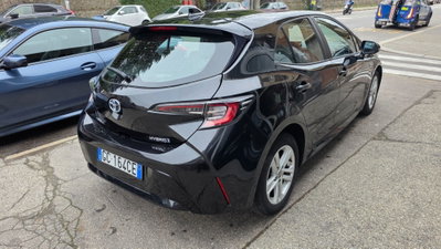 Toyota Corolla 1.8 Hybrid Business (4)
