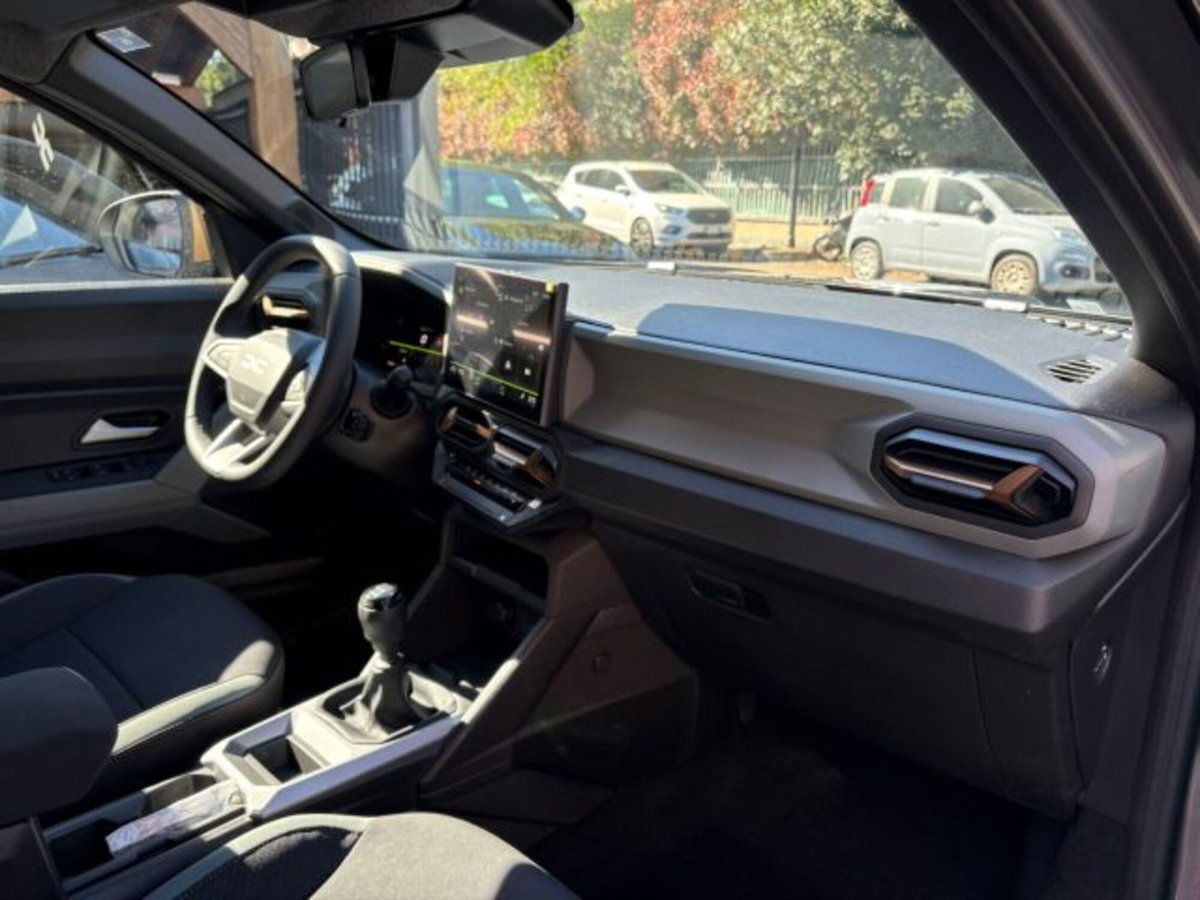 Dacia Bigster 1.2 mild hybrid Extreme 140cv (8)