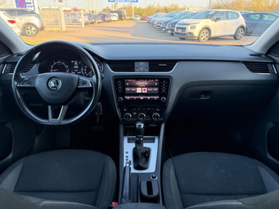 Skoda Octavia Station Wagon 1.5 G-TEC DSG Wagon Ambition (10)