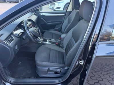 Skoda Octavia Station Wagon 1.5 G-TEC DSG Wagon Ambition (18)