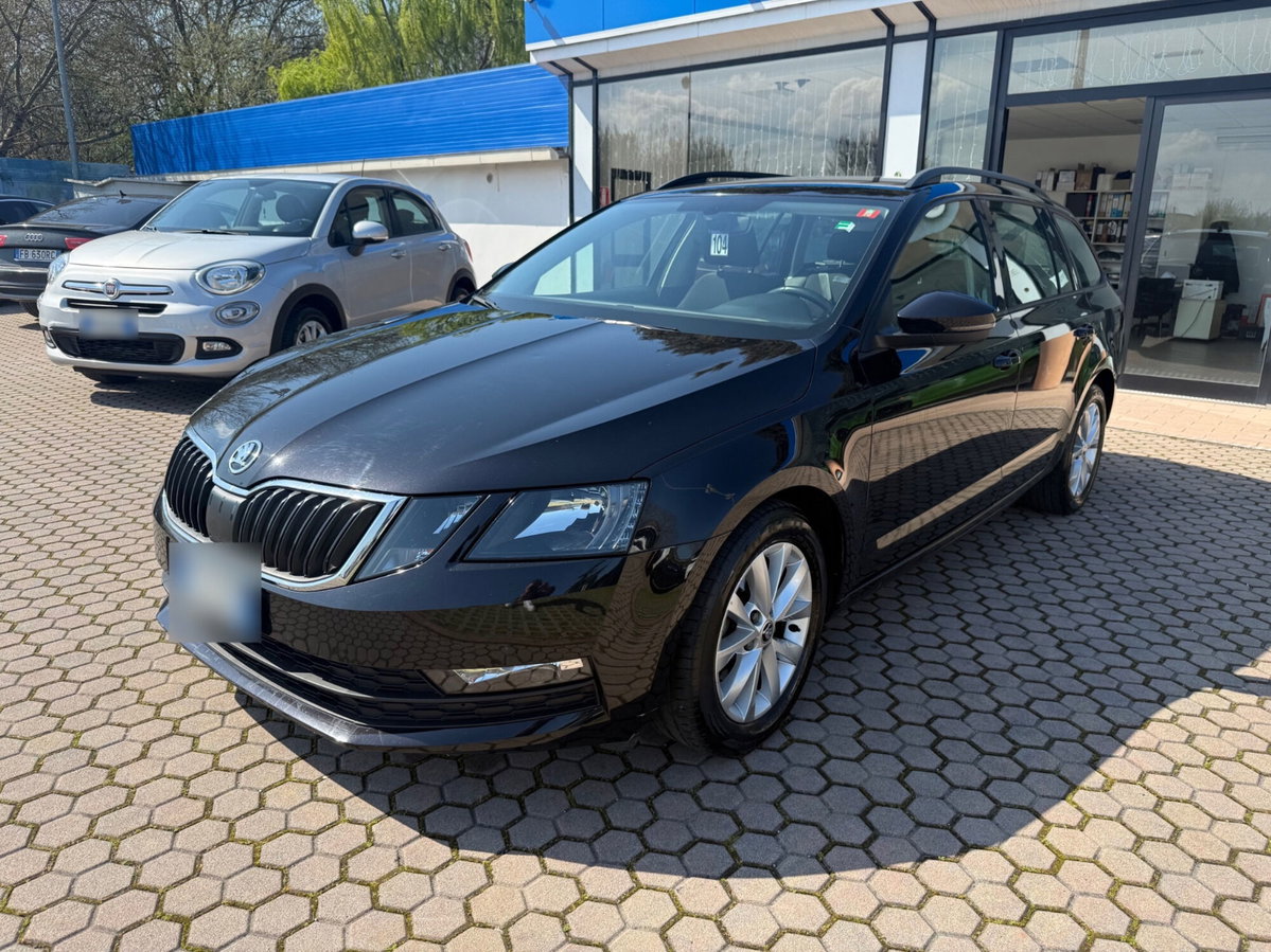 Skoda Octavia Station Wagon 1.5 G-TEC DSG Wagon Ambition (3)