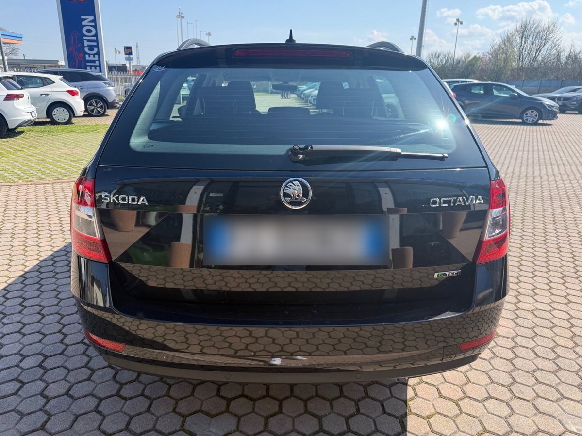 Skoda Octavia Station Wagon 1.5 G-TEC DSG Wagon Ambition (6)