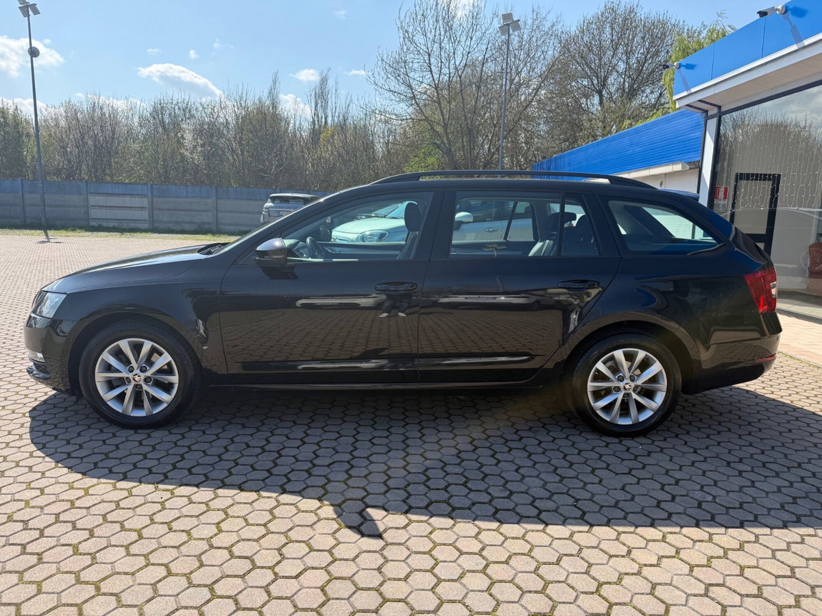 Skoda Octavia Station Wagon 1.5 G-TEC DSG Wagon Ambition (7)