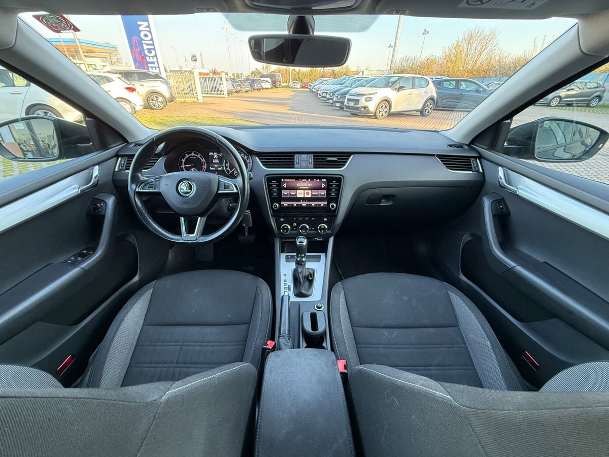 Skoda Octavia Station Wagon 1.5 G-TEC DSG Wagon Ambition (9)