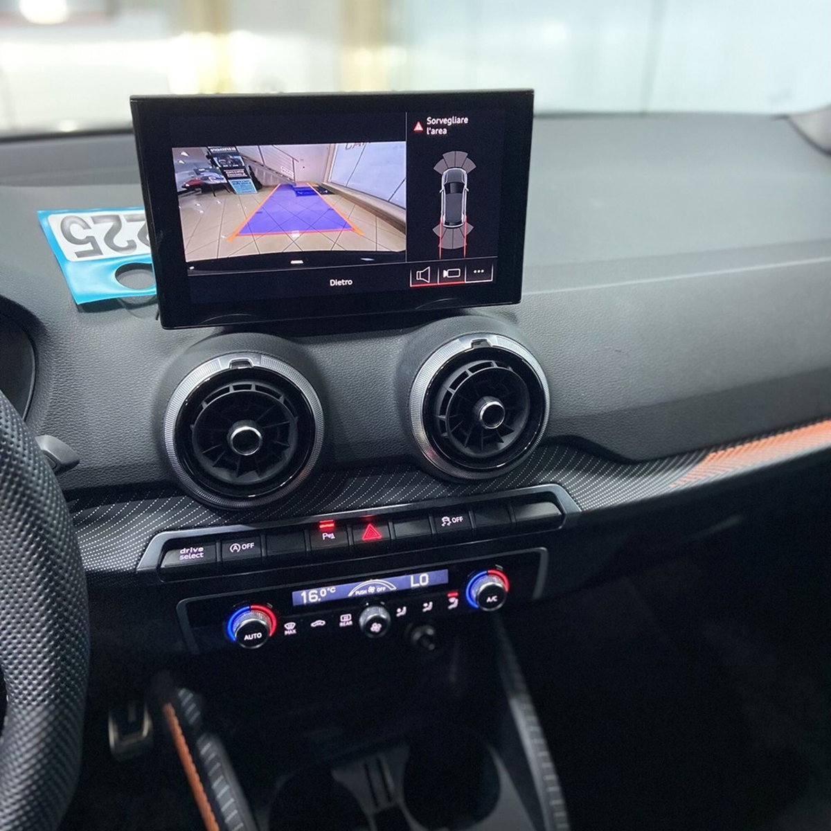 Audi Q2 Q2 35 TDI S tronic Identity Black (10)