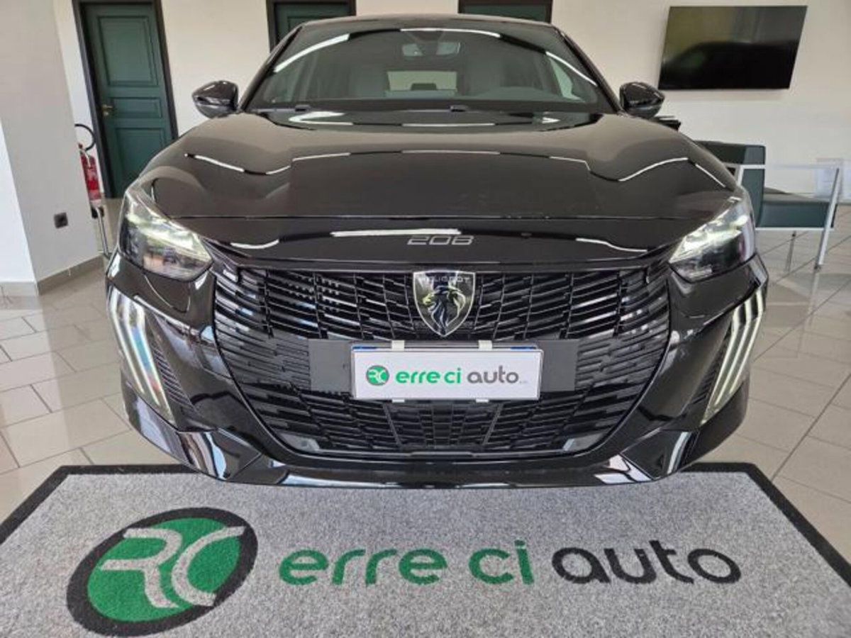 Peugeot 208 PureTech 100 Stop&Start 5 porte GT (8)