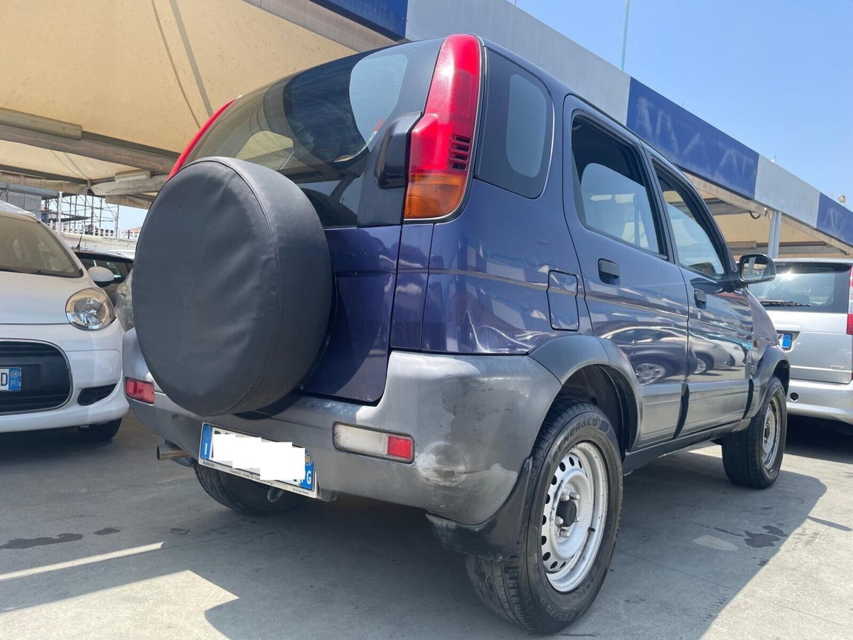 Daihatsu Terios 1.3i 16V cat 4WD DX (3)