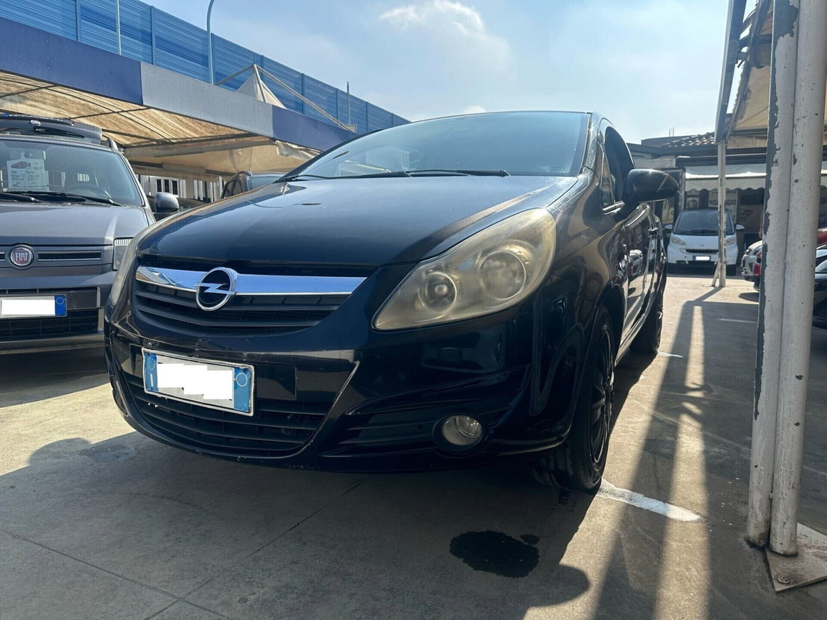 Opel Corsa 1.0 12V 3 porte Club (9)