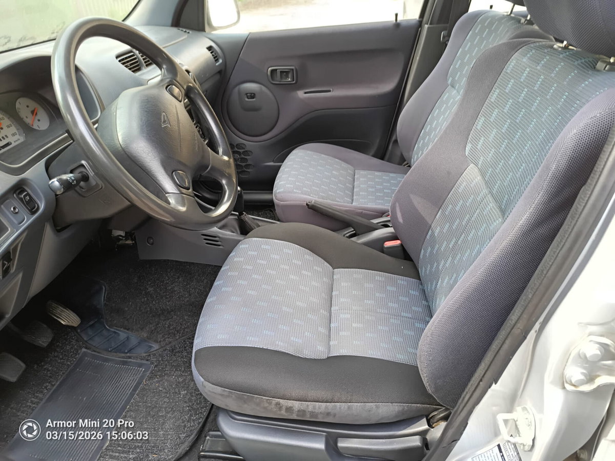 Daihatsu Terios 1.3i 16V cat 4WD SX (11)