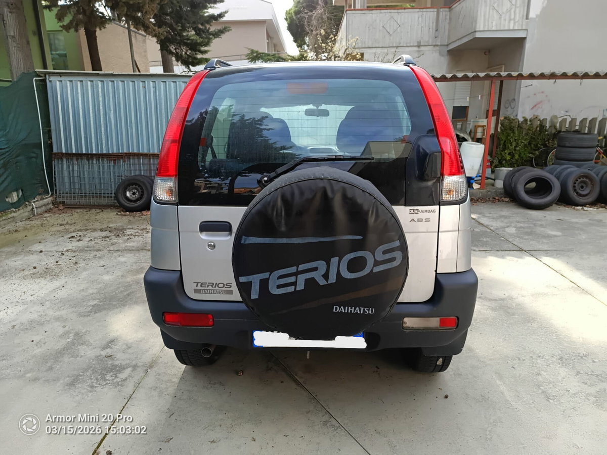 Daihatsu Terios 1.3i 16V cat 4WD SX (4)