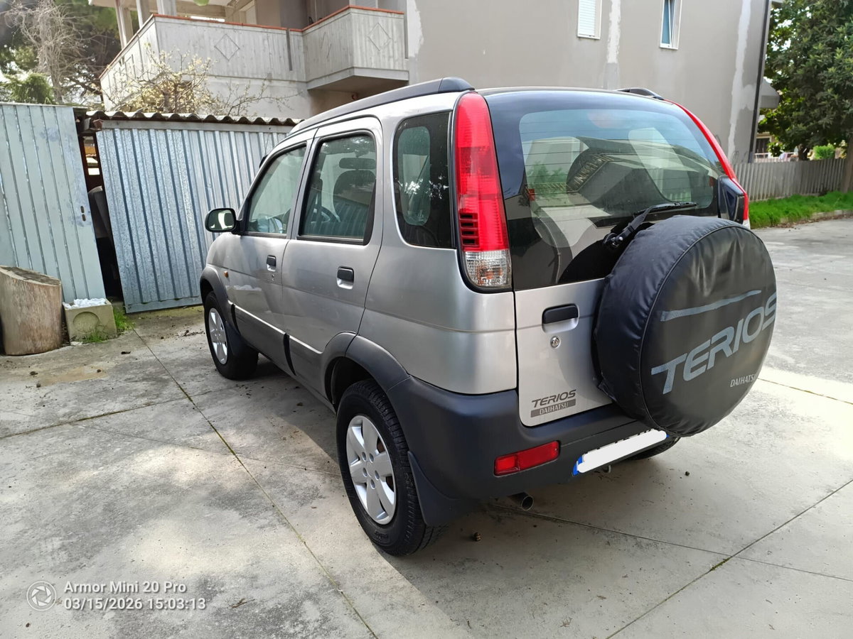 Daihatsu Terios 1.3i 16V cat 4WD SX (5)