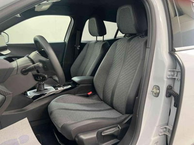 Peugeot 2008 PureTech 100 S&S Allure (4)