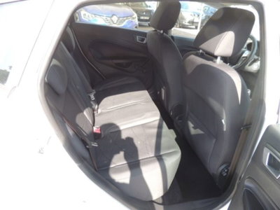 Ford Fiesta 1.5 TDCi 75CV 5 porte (6)