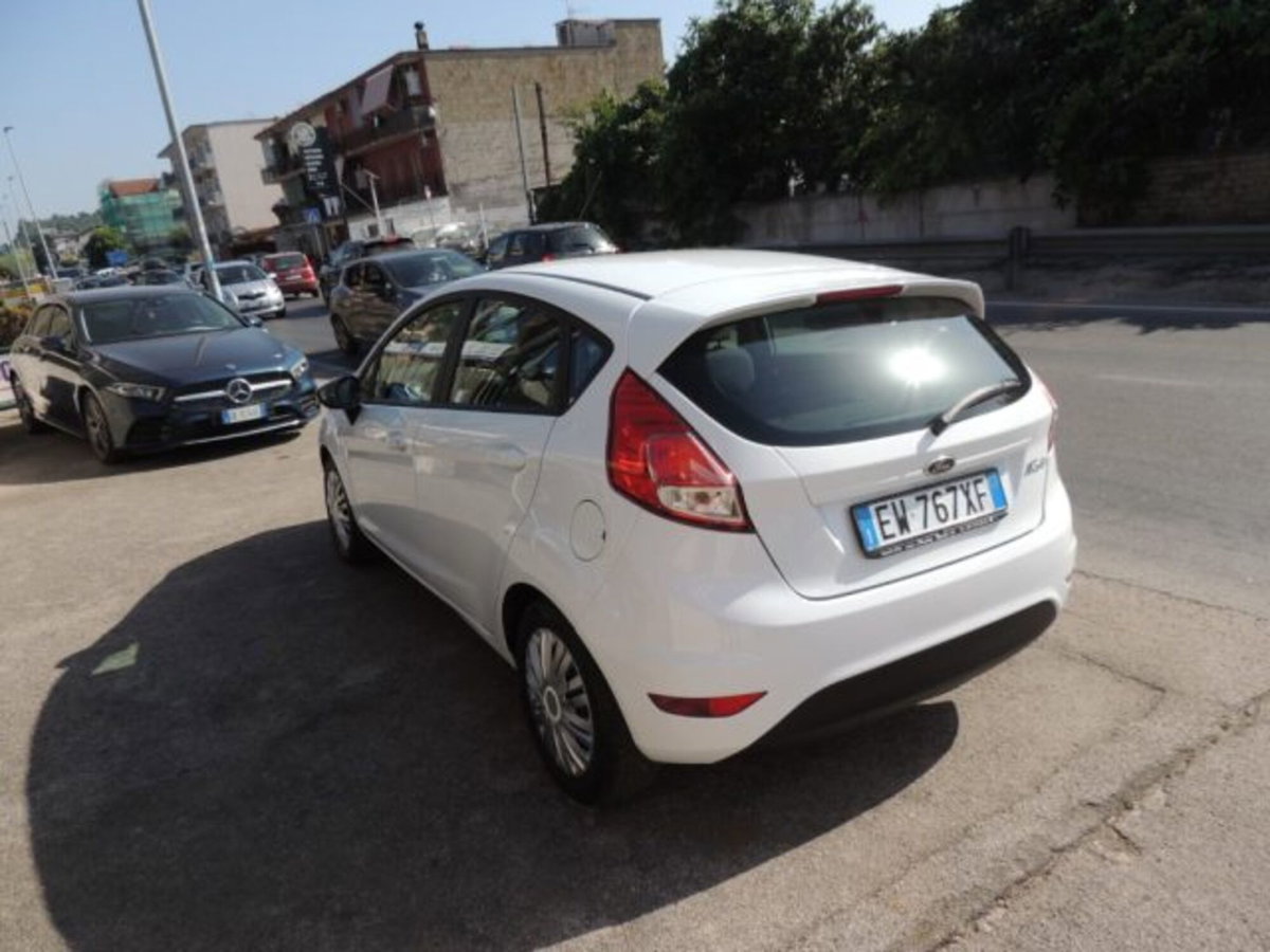 Ford Fiesta Plus 1.5 TDCi 75CV 5 porte (9)