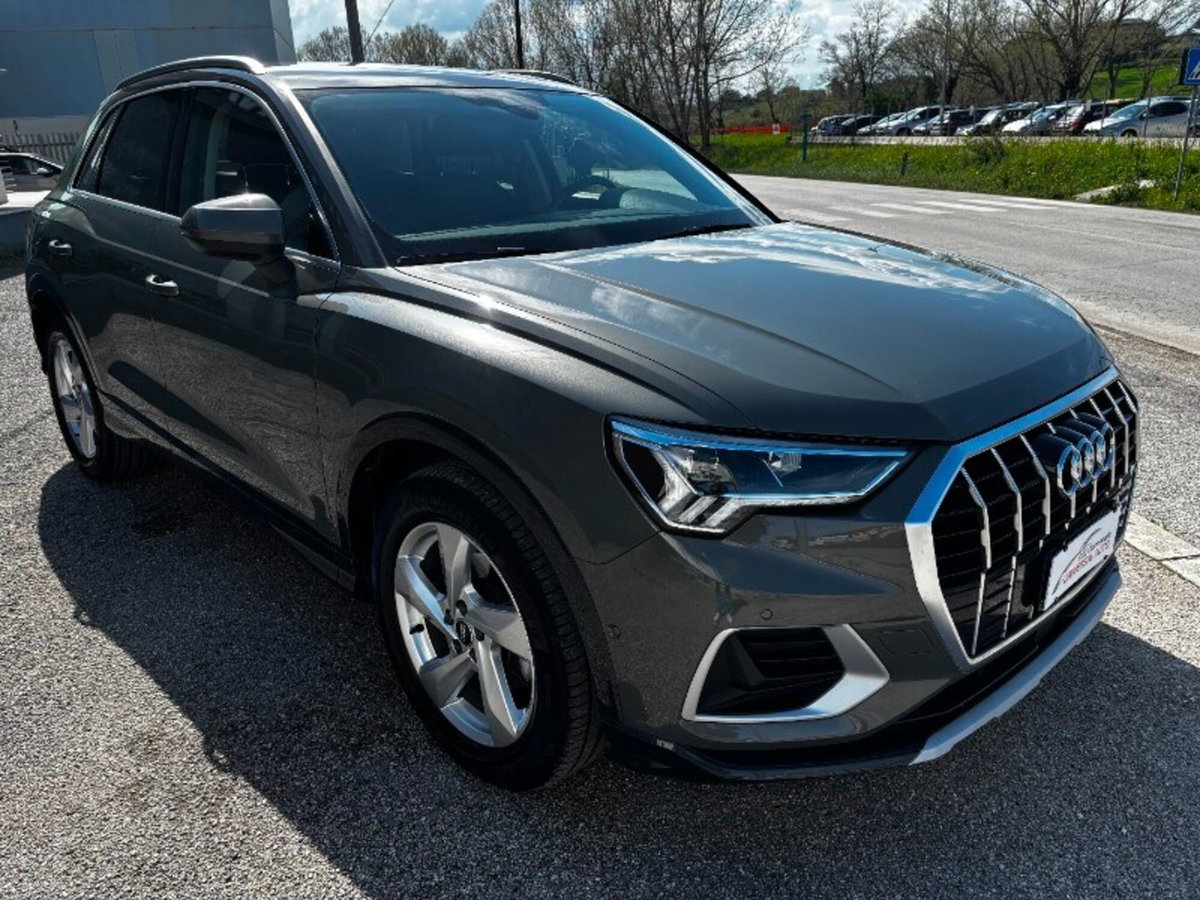 Audi Q3 35 TDI quattro S tronic Business Advanced (4)