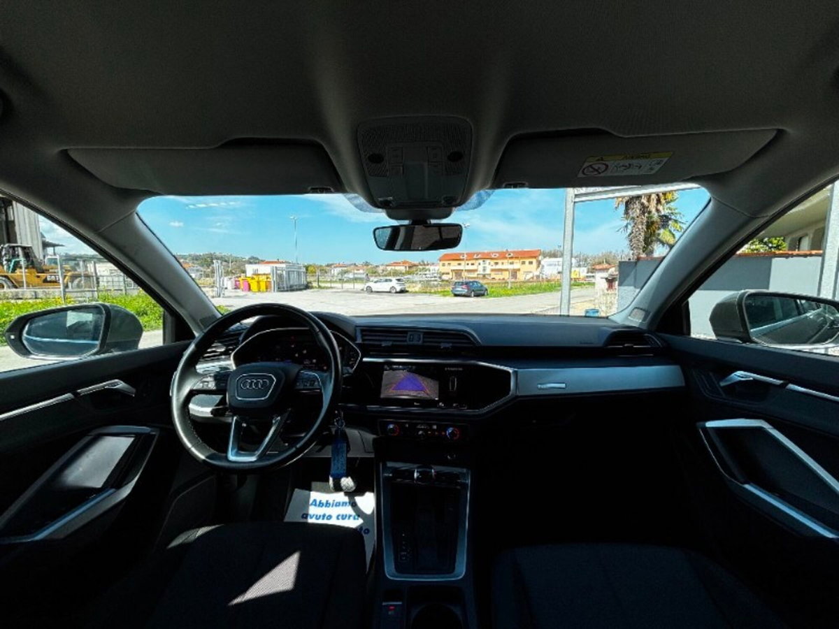 Audi Q3 35 TDI quattro S tronic Business Advanced (9)