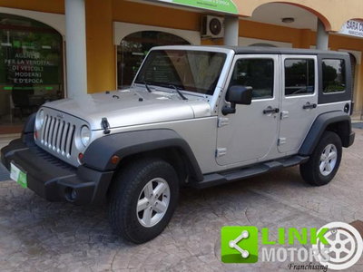Jeep Wrangler Unlimited 2.8 CRD Sport usata
