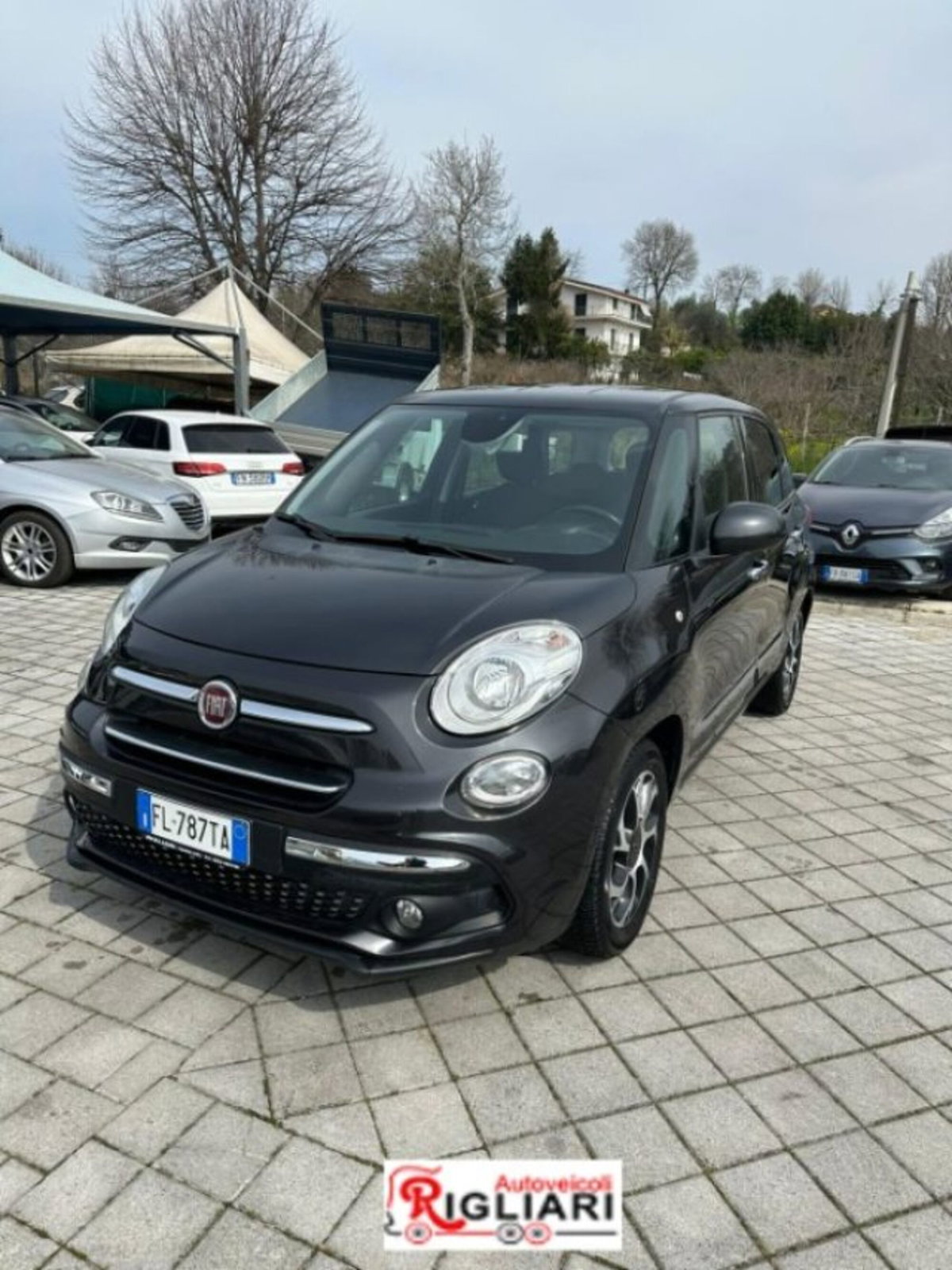 Fiat 500L 1.6 Multijet 120 CV Lounge (15)