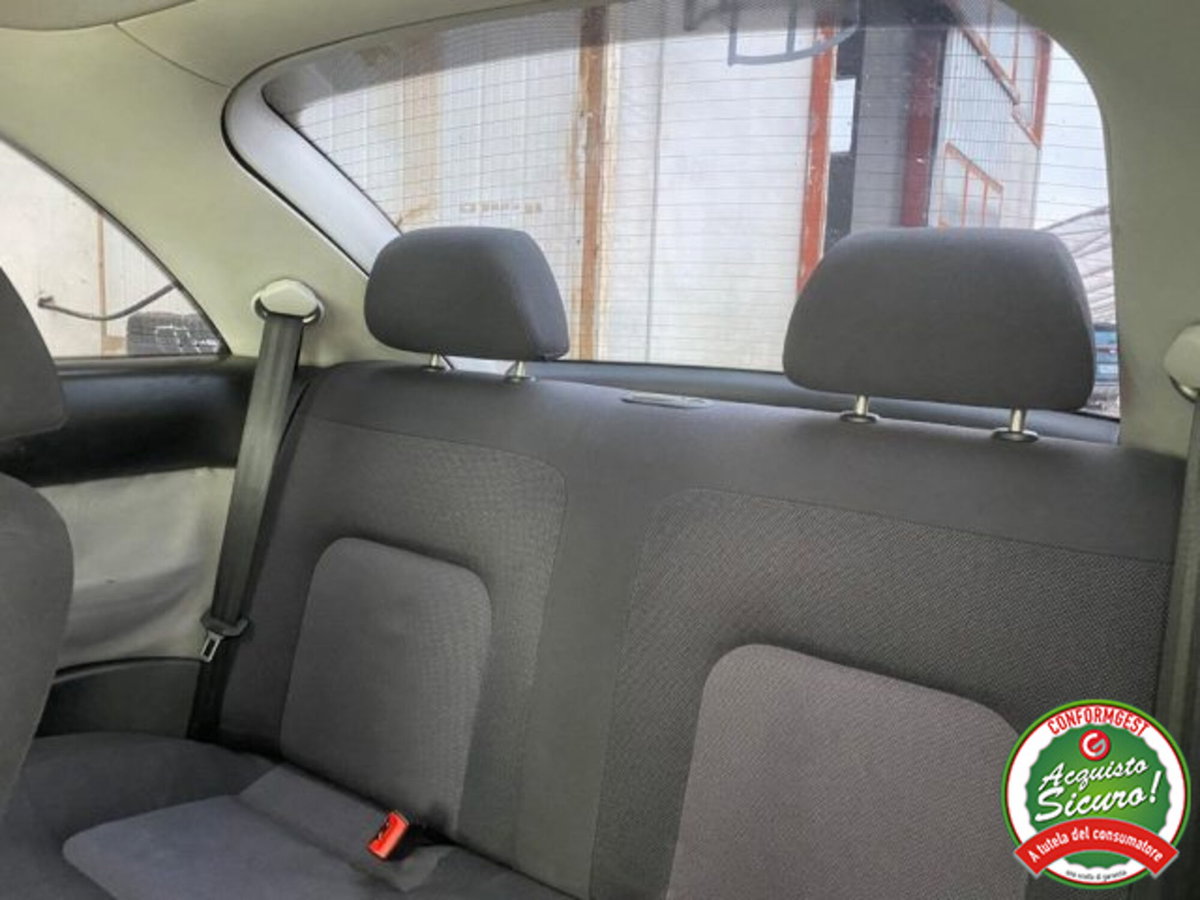 Volkswagen New Beetle TDI 101CV (5)
