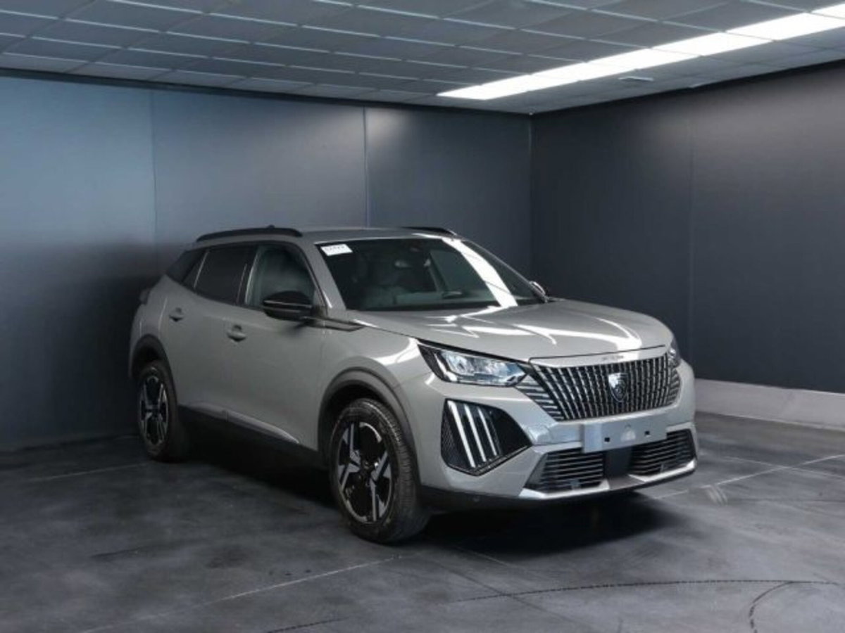 Peugeot 2008 PureTech 130 S&S EAT8 Allure Pack (2)