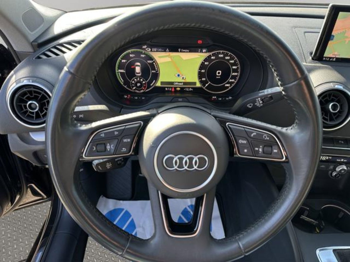 Audi A3 Sportback 40 e-tron S tronic Admired (8)