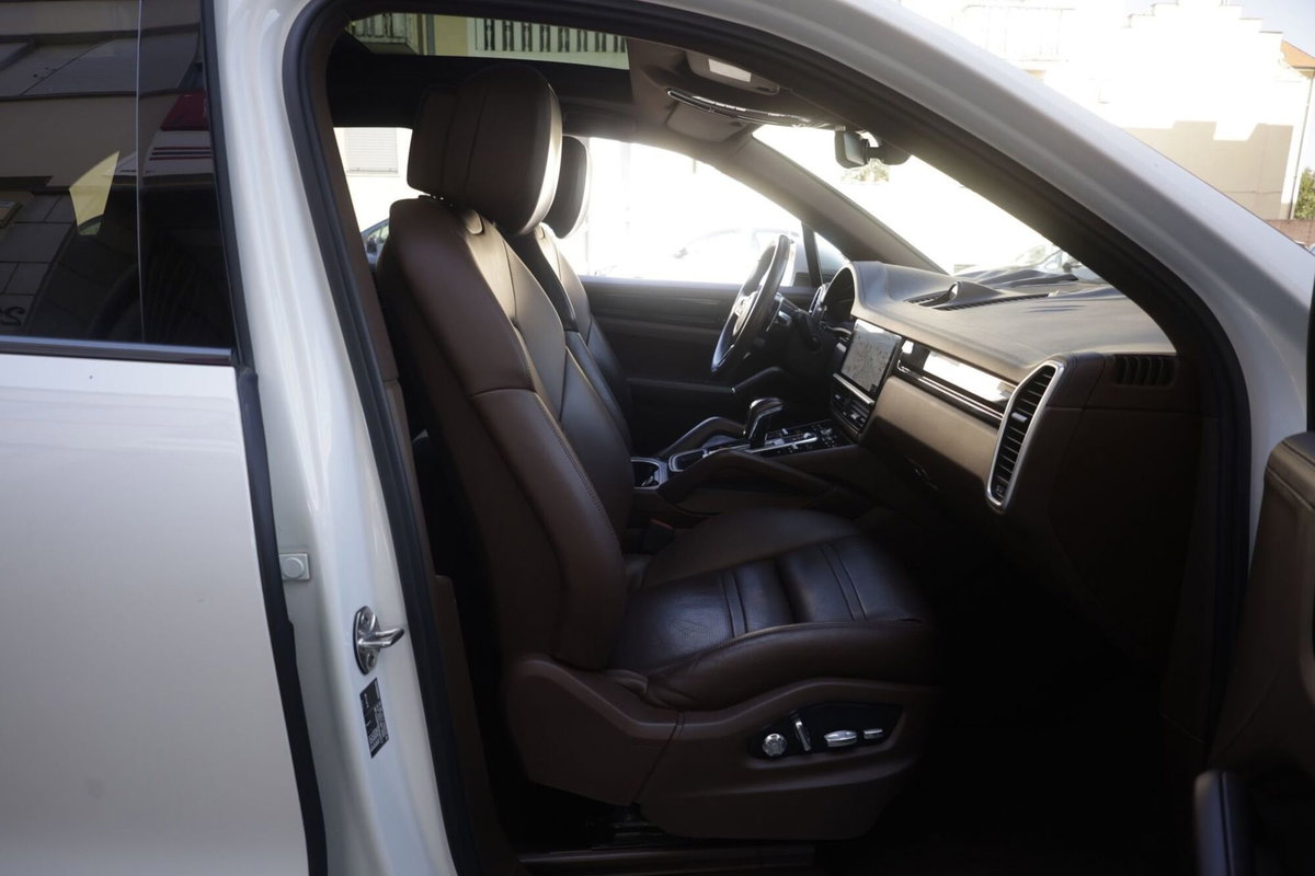 Porsche Cayenne 3.0 V6 (12)