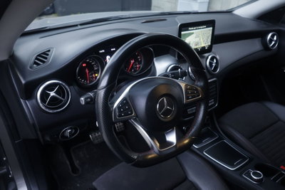 Mercedes-Benz CLA Shooting Brake 200 d AMG Line Premium Plus auto (17)