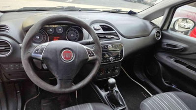 Fiat Punto Evo 1.2 3 porte S&S Dynamic (8)