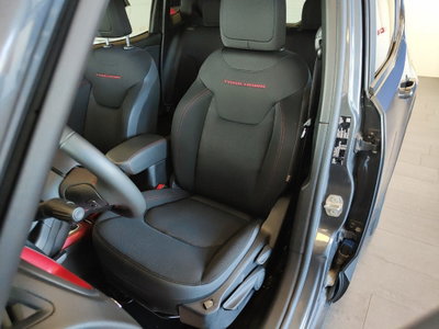 Jeep Renegade 1.3 t4 phev Trailhawk 4xe at6 (4)