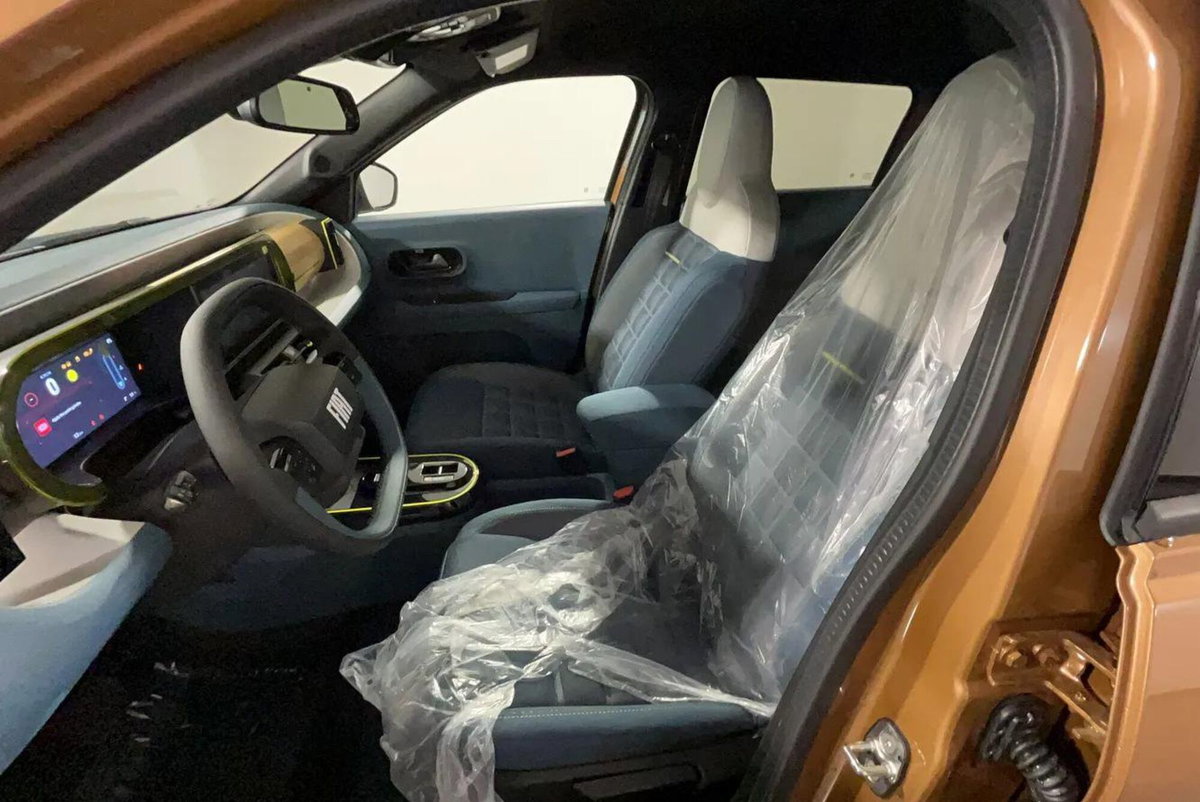 Fiat Grande Panda 1.2 hybrid La Prima 110cv edct (9)