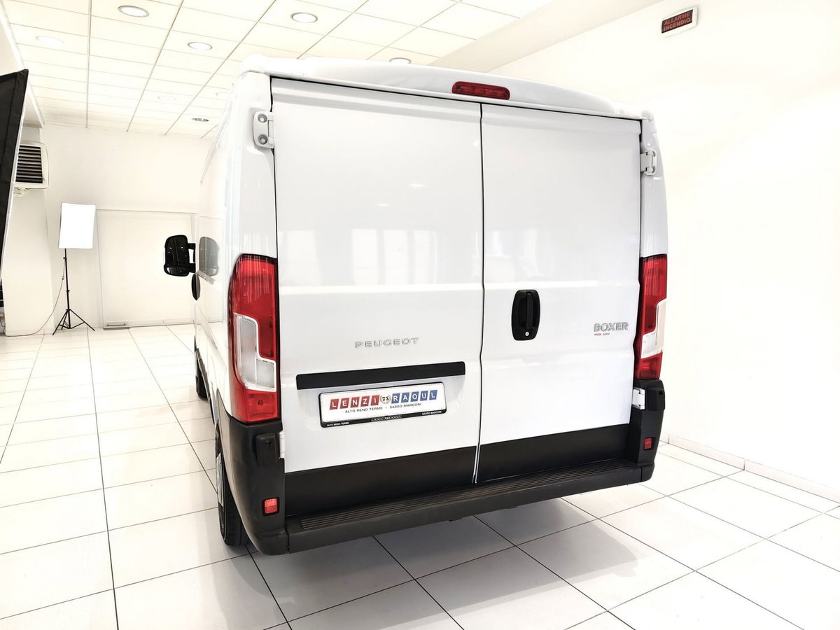 Peugeot Boxer Furgone 330 2.2 BlueHDi 140 S&S PC-TN Furgone Premium (16)