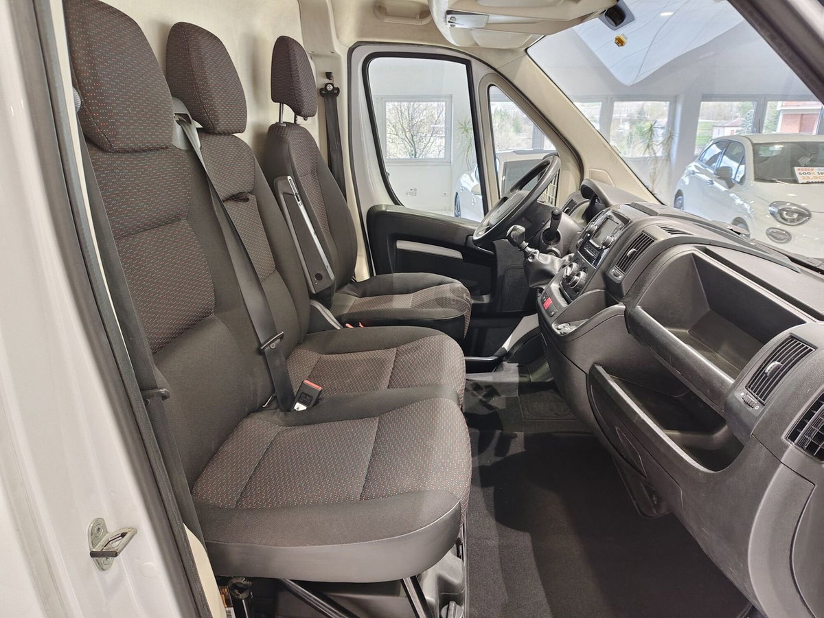 Peugeot Boxer Furgone 330 2.2 BlueHDi 140 S&S PC-TN Furgone Premium (3)