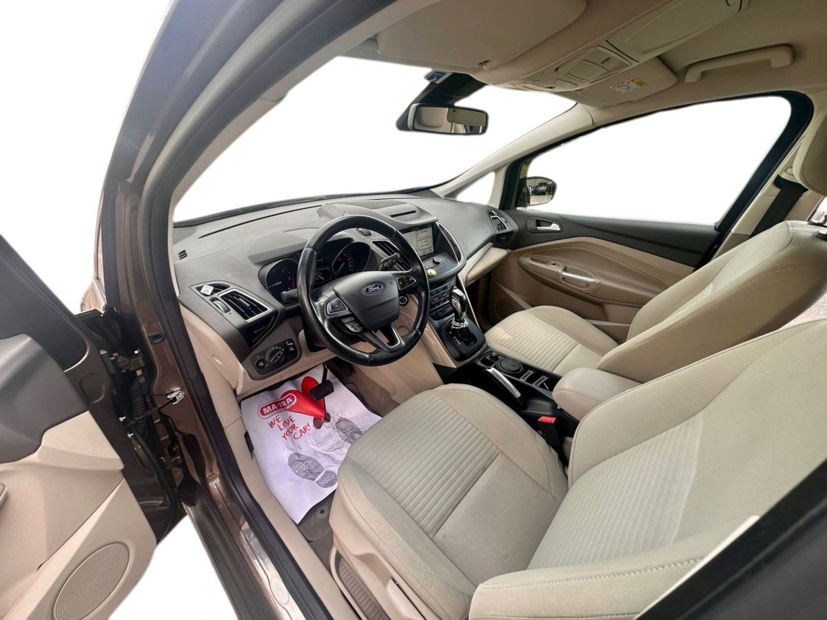 Ford Tourneo Connect 7 1.5 TDCi 120 CV Powershift Titanium (11)