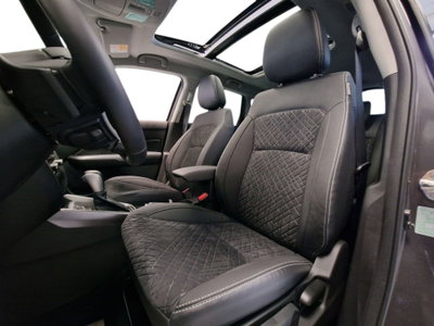 Suzuki Vitara 1.4h Top 2wd 110cv (9)