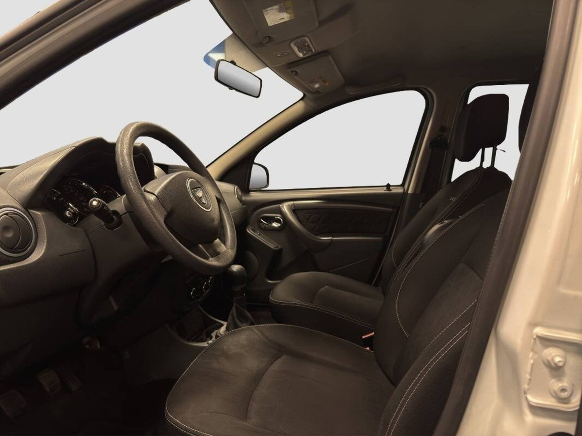 Dacia Duster 1.6 110CV 4x2 GPL Ambiance (8)