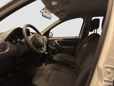 Dacia Duster 1.6 110CV 4x2 GPL Ambiance (8)