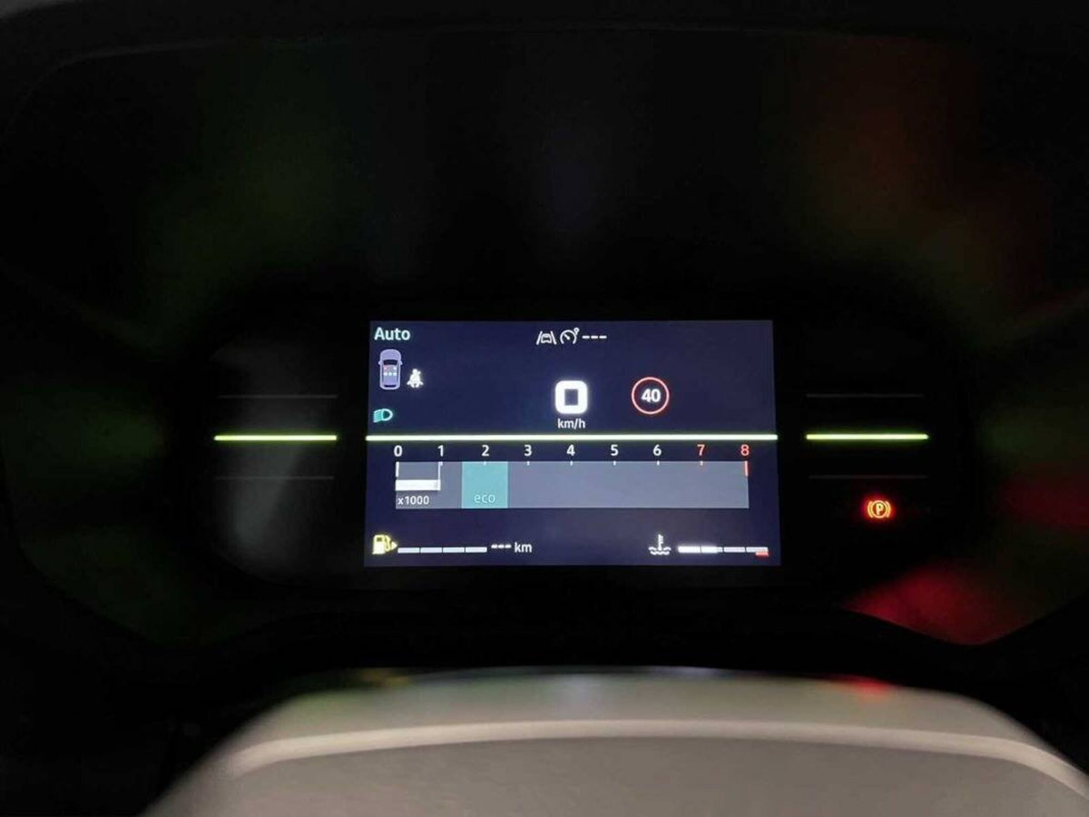 Dacia Duster 1.2 mild hybrid Expression 4x4 130cv (11)