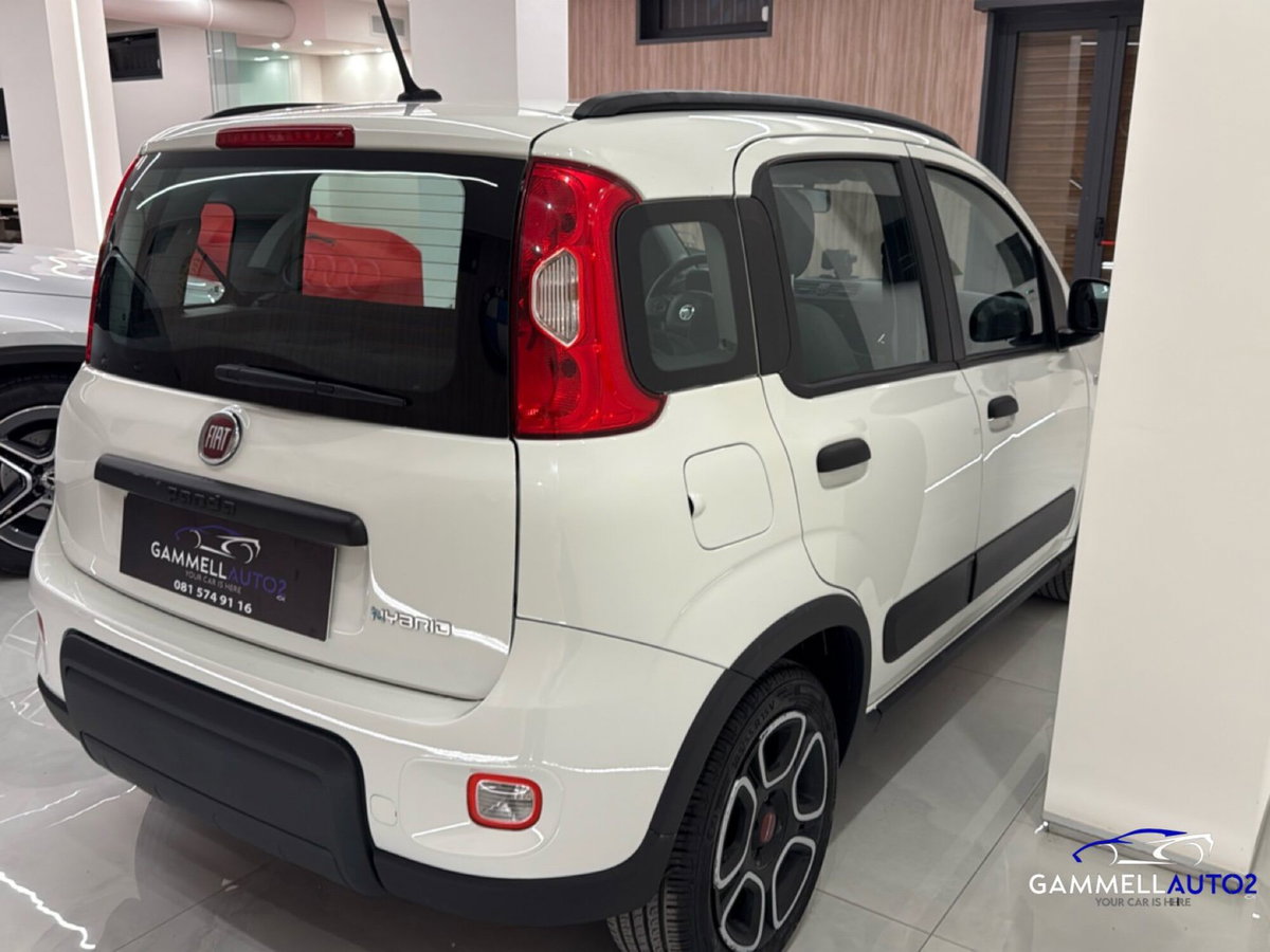 Fiat Panda 1.0 FireFly S&S Hybrid City Cross (8)