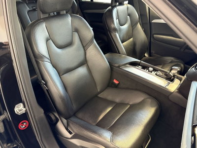 Volvo XC90 D5 AWD Geartronic Momentum (13)