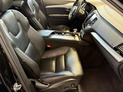 Volvo XC90 D5 AWD Geartronic Momentum (14)