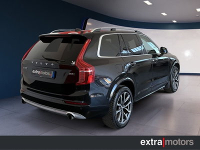 Volvo XC90 D5 AWD Geartronic Momentum (4)