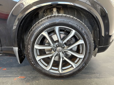 Volvo XC90 D5 AWD Geartronic Momentum (9)