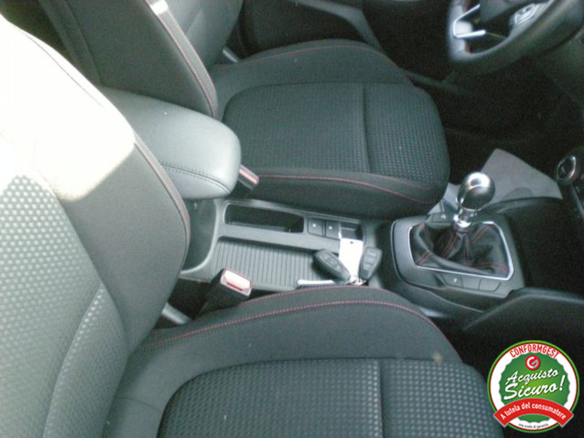 Ford Focus 1.0 EcoBoost 125 CV 5p. ST-Line (12)