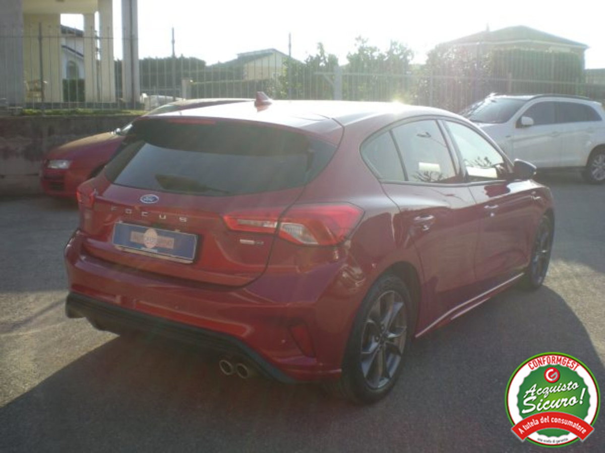 Ford Focus 1.0 EcoBoost 125 CV 5p. ST-Line (8)