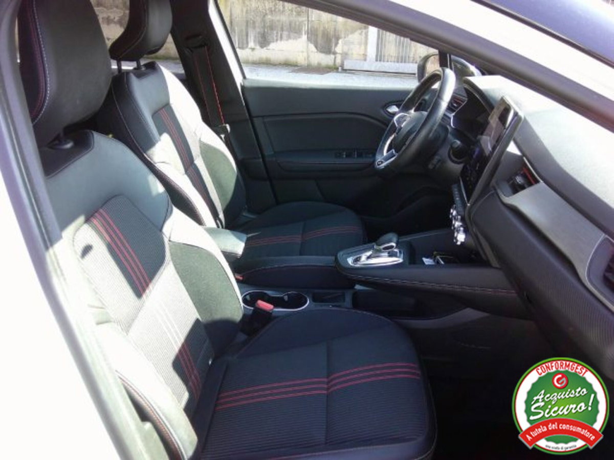 Renault Captur Full Hybrid E-Tech 145 CV RS Line (13)