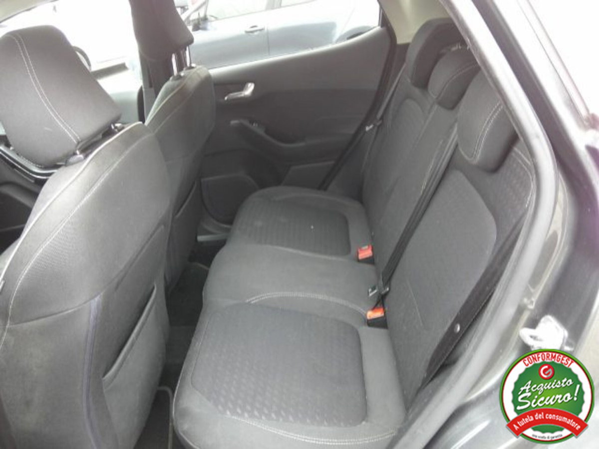 Ford Fiesta 1.1 85 CV 5 porte Titanium (10)