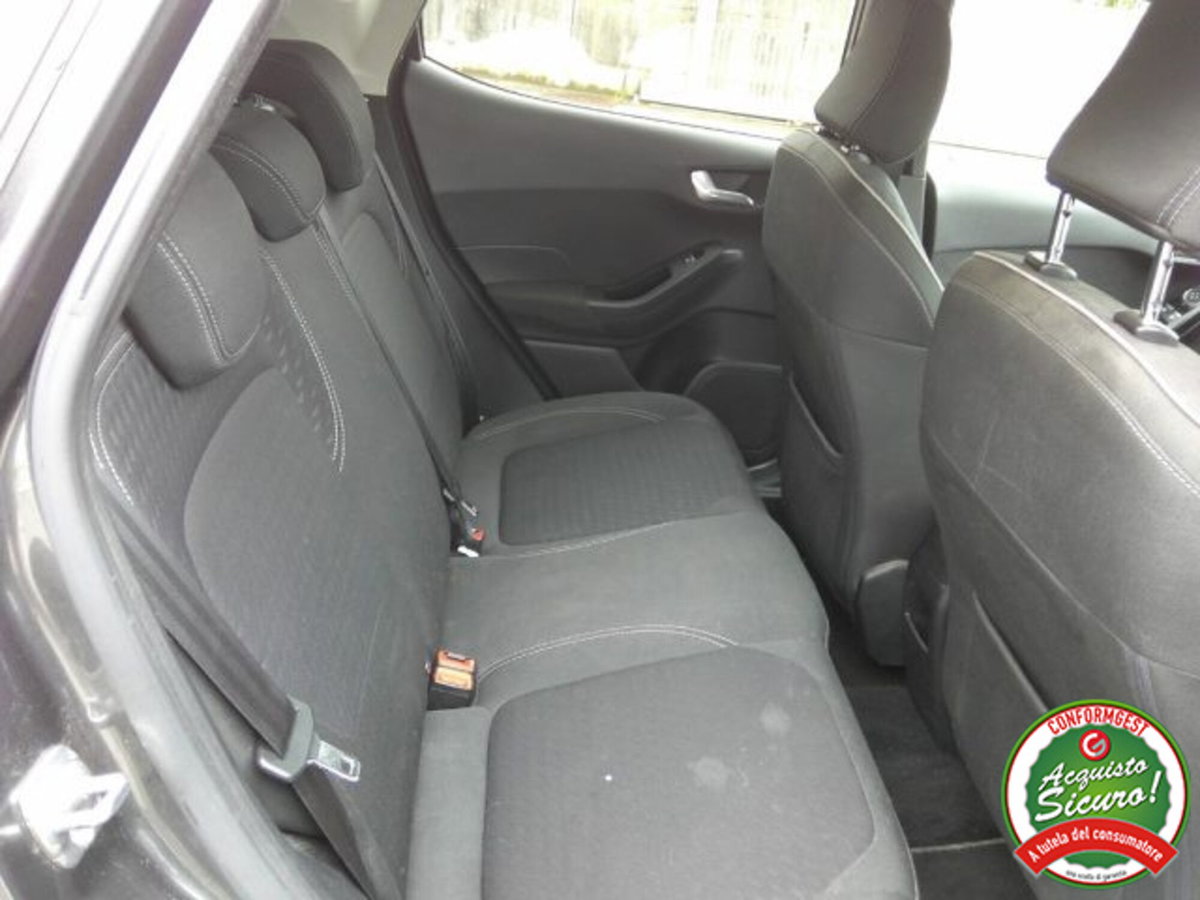 Ford Fiesta 1.1 85 CV 5 porte Titanium (12)
